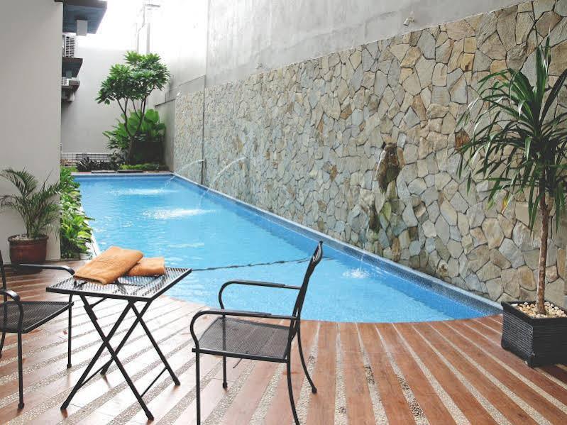 Andelir Hotel Simpang Lima Semarang Exterior foto
