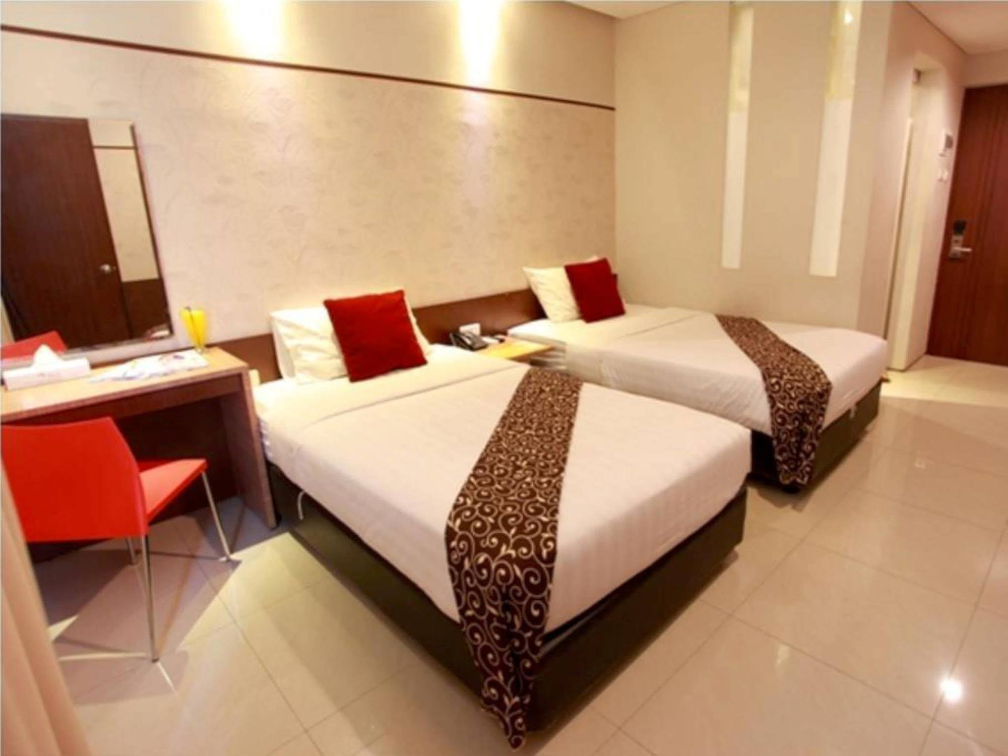Andelir Hotel Simpang Lima Semarang Exterior foto